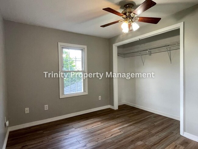 Building Photo - 27 Hathaway Dr