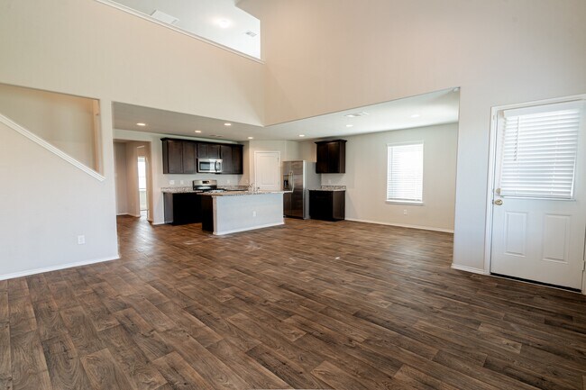 Building Photo - 1834 Brady Shores Dr