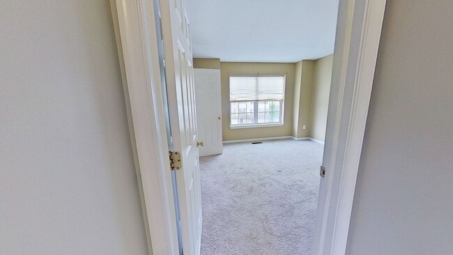 Building Photo - 3 Bedroom Townhome in Conewago Township