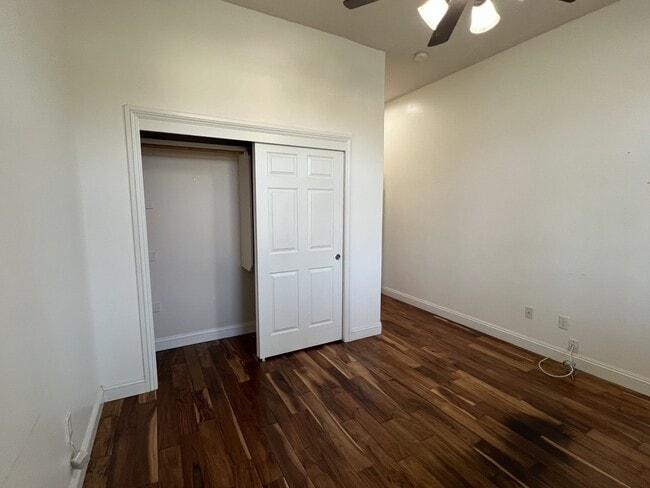 Building Photo - 12309 Thornwood Dr