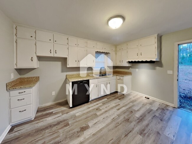 Building Photo - 1229 Lynn Acres Dr