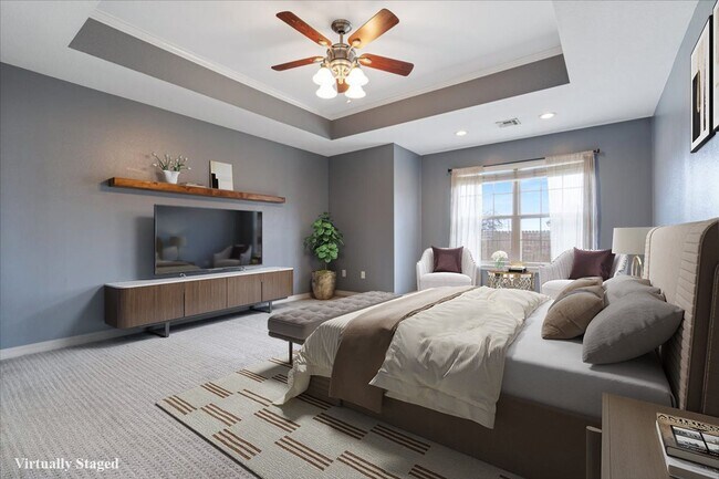Building Photo - Discover this spacious 4-bedroom, 2-bath home