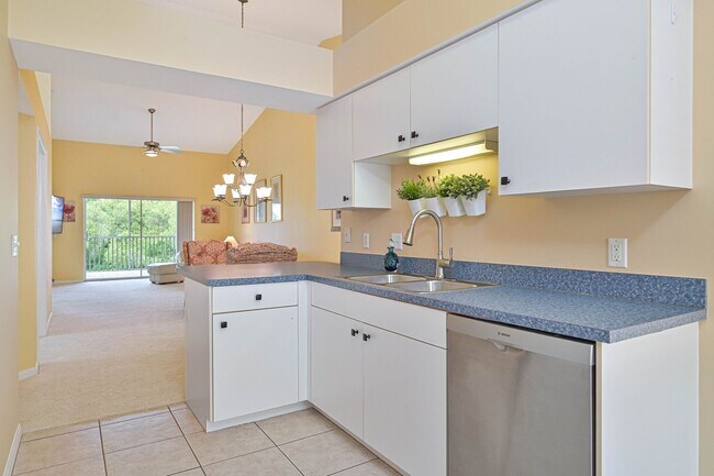 Building Photo - 22741 Sandy Bay Dr