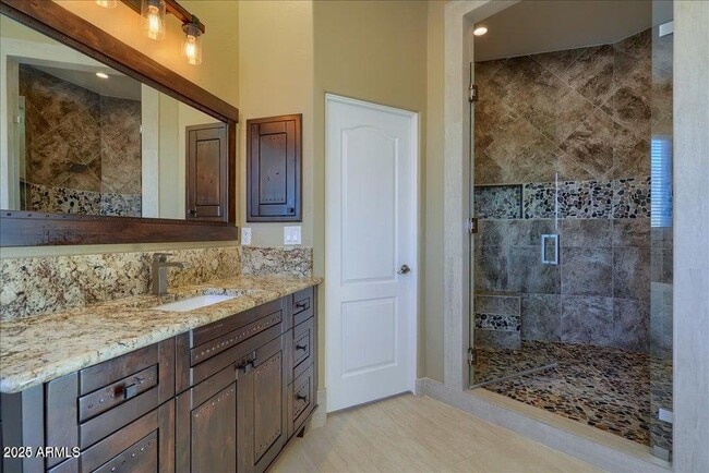 Building Photo - 6789 E Saber Rd