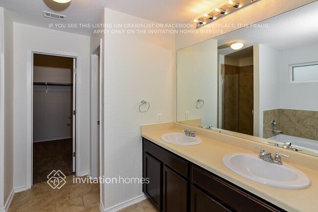 Building Photo - 14045 Shivers Cv