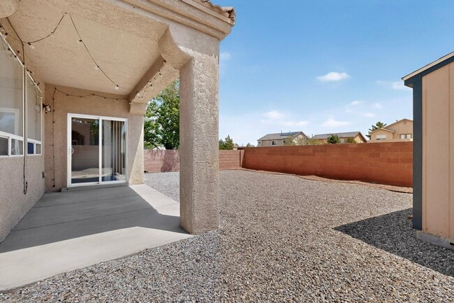 Building Photo - 6512 Los Pueblos Pl NW