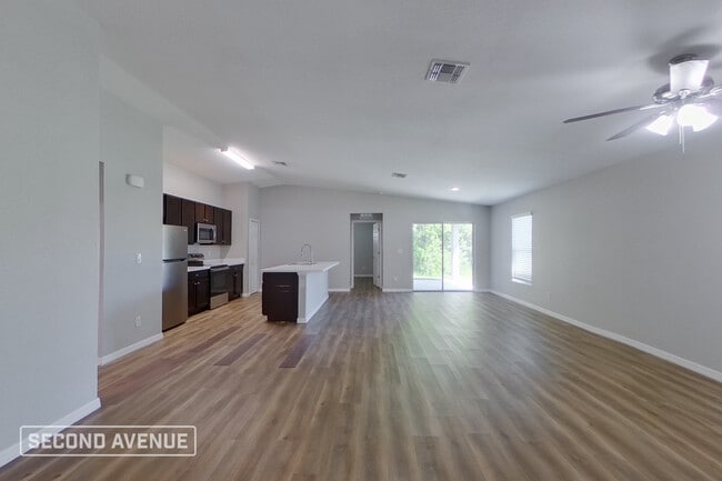 Building Photo - 3502 19th St SW