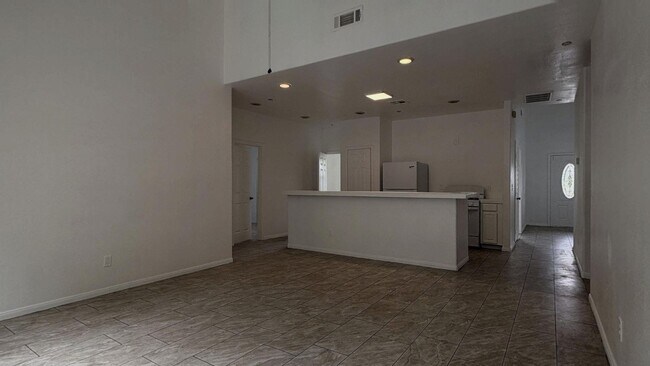 Building Photo - 7216 Yates St