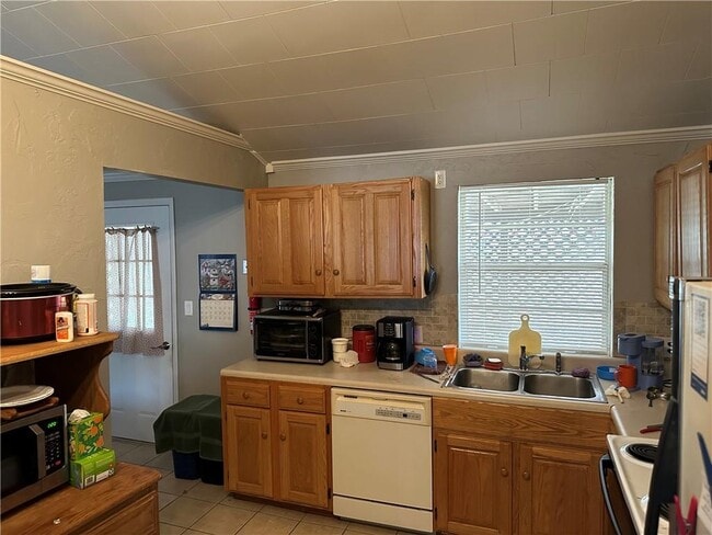 Building Photo - 101 Buffalo St