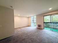 Building Photo - Welcome to you studio at The Bluffs in Fas...