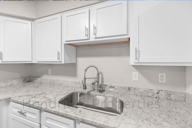 Building Photo - 1744 Weiner Rd