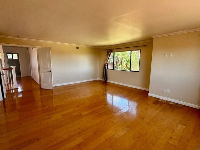 Building Photo - Beautiful La Jolla