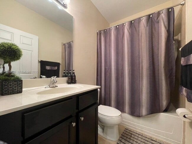 Building Photo - 8878 W 33rd Ave