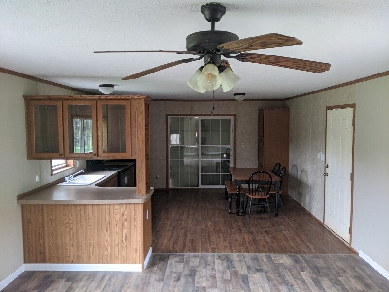 Building Photo - 21 Fawn Meadow Ln