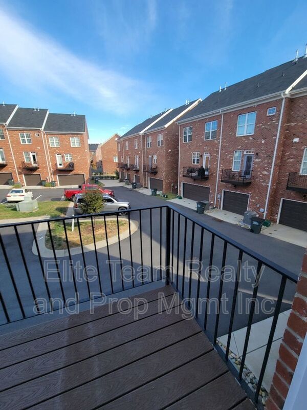 Building Photo - 9118 Oban Passage Dr