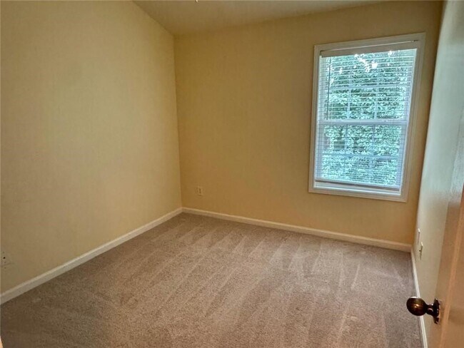 Building Photo - 6418 Mossy Oak Landing