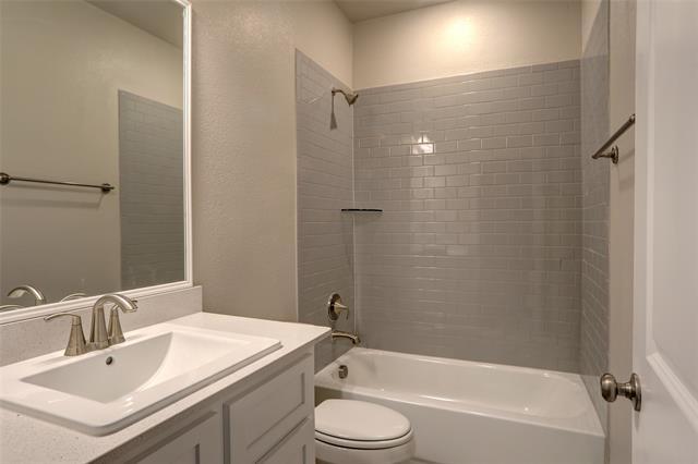 Building Photo - 16713 Spence Park Ln