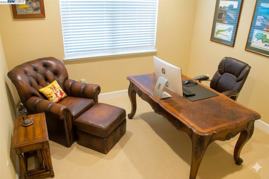 Office - 3335 Central Pky