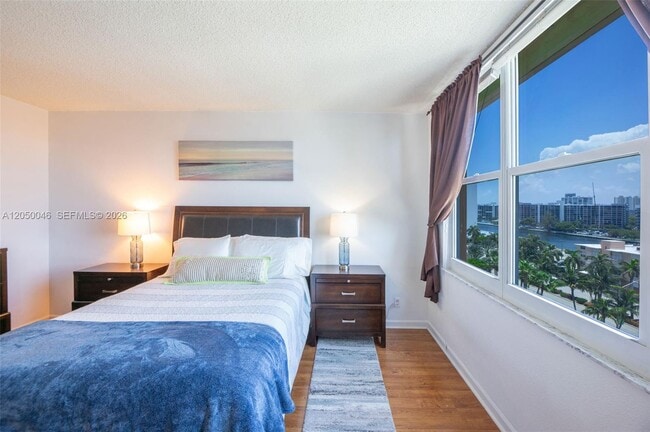 Building Photo - 2501 S Ocean Dr