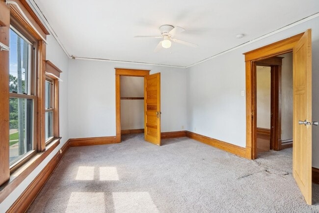Building Photo - 1721 Clay St