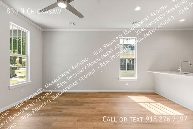 Building Photo - 830 N Chickasaw-