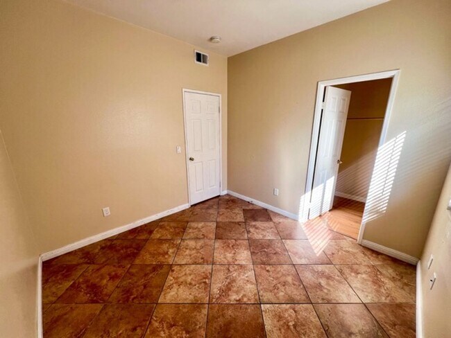 Building Photo - Wonderful 4 bedroom Temecula home for LEASE!