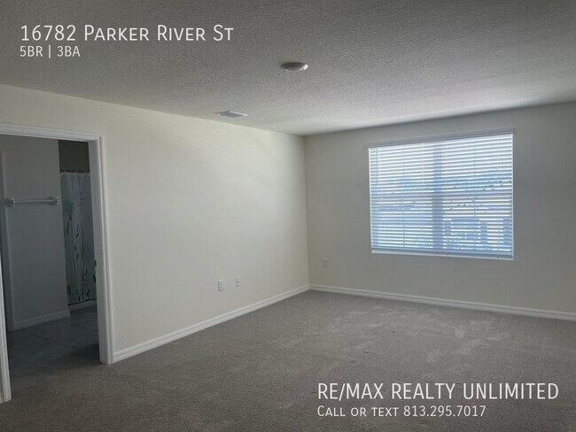 Building Photo - 16782 Parker River St
