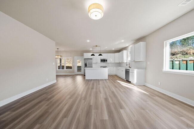 Building Photo - 101 Sea Ray