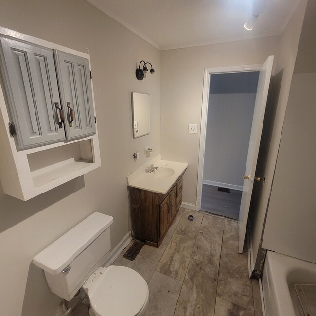 Building Photo - 418 Pervie Bolick St