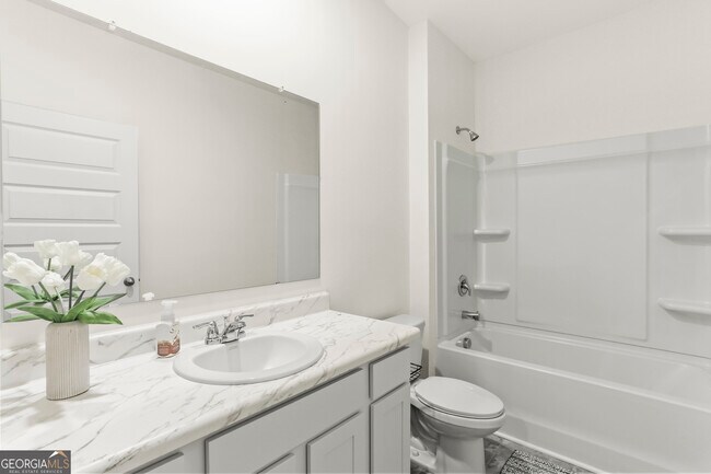 Building Photo - 3688 Chevington Ct SE