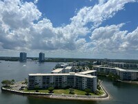 Building Photo - 1000 E Island Blvd