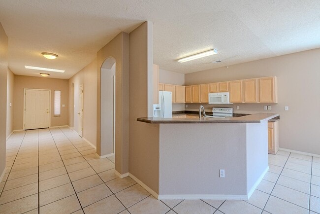 Building Photo - 1124 Calle Corvo NE