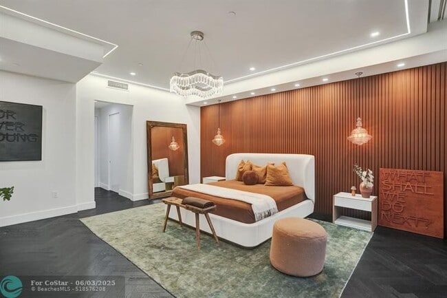 Building Photo - 20 Isle of Venice Dr