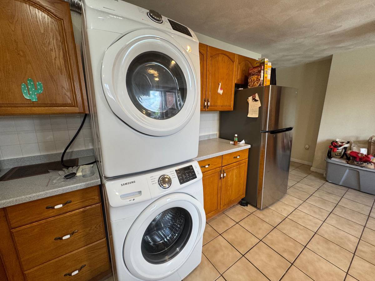 Stacked Washer & Drier - 154 Harvard St