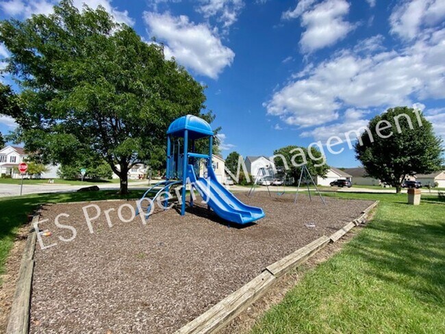 Building Photo - COMING SOON!! Gorgeous 3 Bedroom 2.5 Bath Home in Avon is Near Everything