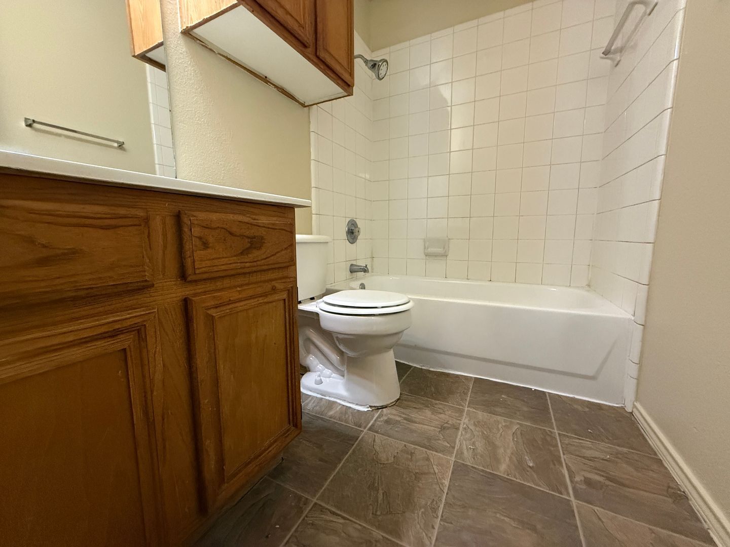 Building Photo - 1706 Benttree Dr