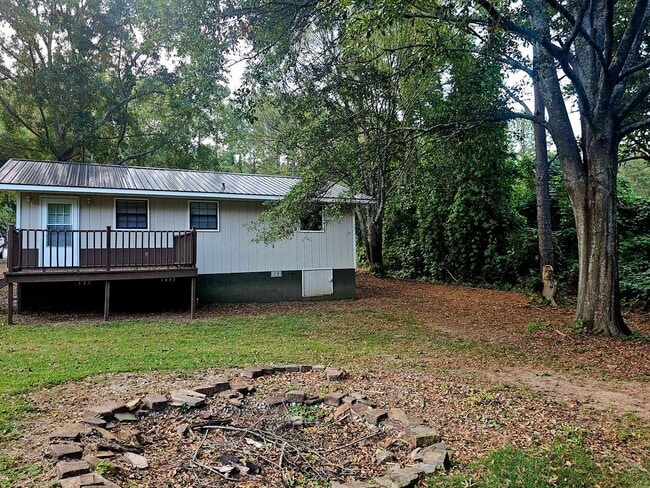 Building Photo - Cute 2 Bedroom 1 Bath Home in Jacksonville
