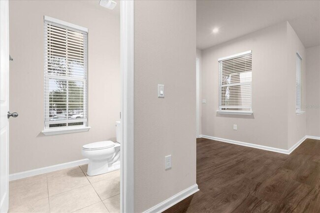 Building Photo - 6162 Glory Bower Dr