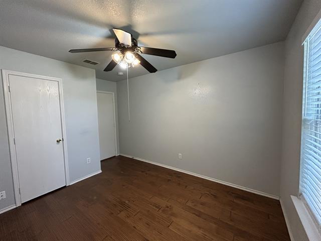 Building Photo - 1820 Southridge Ln