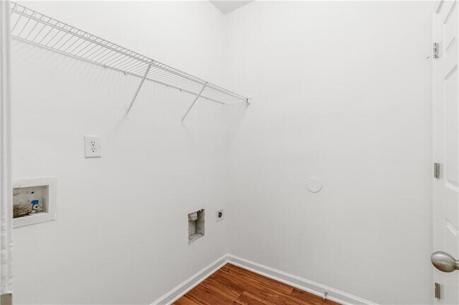 Building Photo - 1125 Harvest Brook Dr NE