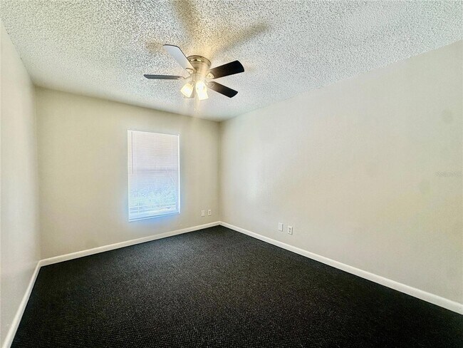 Building Photo - 5850 Cypress Gardens Blvd
