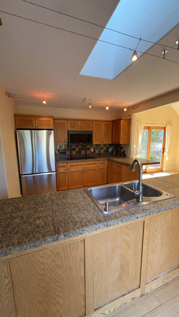 Building Photo - 4406 San Juan Dr