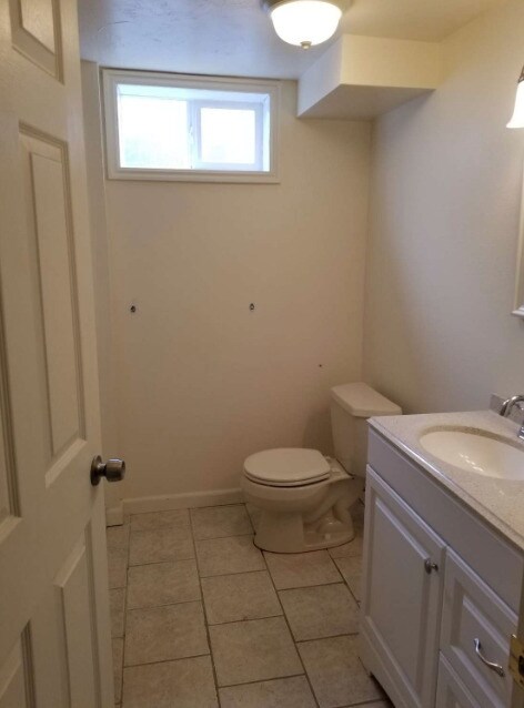 Building Photo - 575 Crimson Cir