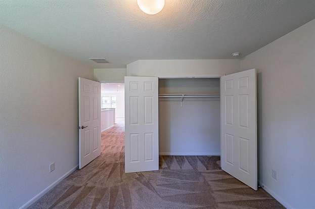 Building Photo - 14350 Persimmon Woods Dr
