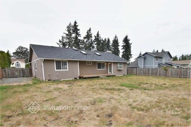 Building Photo - 15505 18th Ave Ct E