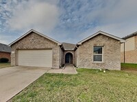 Building Photo - 14721 Forest Hollow Dr