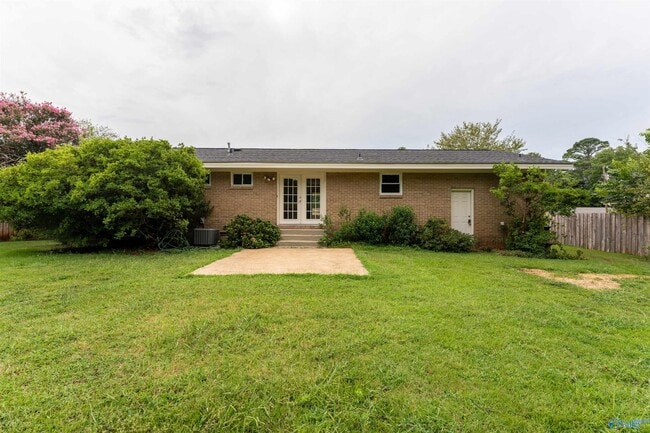 Building Photo - 612 Marion Dr