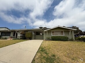 Building Photo - 1950's Ranch Style Home Above Ventura College