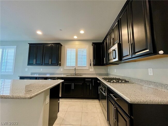 Building Photo - 354 Mezzaforte St