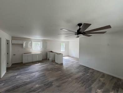 Building Photo - 914 Dooley Ave